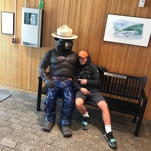 Meet your Posher, Dominic